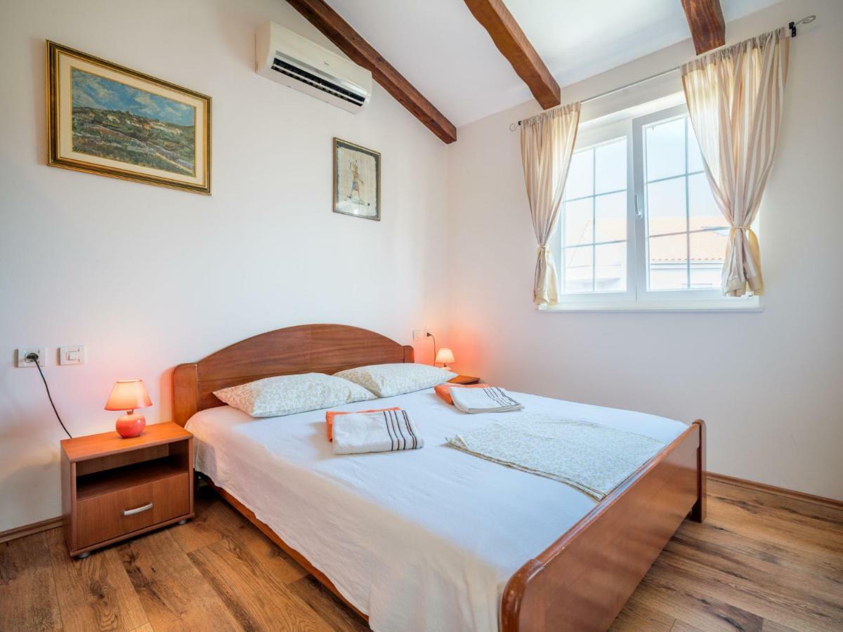 Holiday Home Zora By Interhome Njivice Extérieur photo